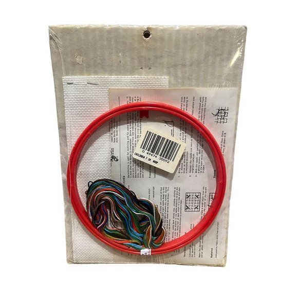 Vintage The New Berlin Co Counted Cross Stitch Kit Christmas NOEL #30092 NOS - Picture 2 of 3